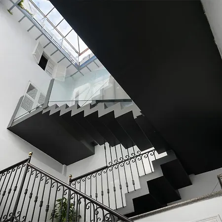 布隆多建筑师酒店 酒店 4*
